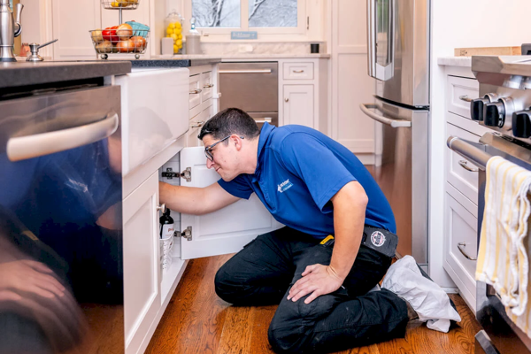 5 Plumbing Red Flags Homeowners Often Overlook