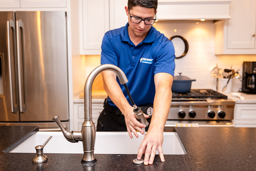 ab_testimonial_sink_maintenance_900x600